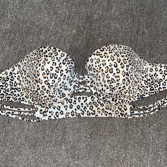 victoria secrets bikini top